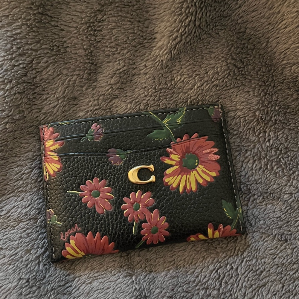Coach Wynn Floral Card Case/Holder